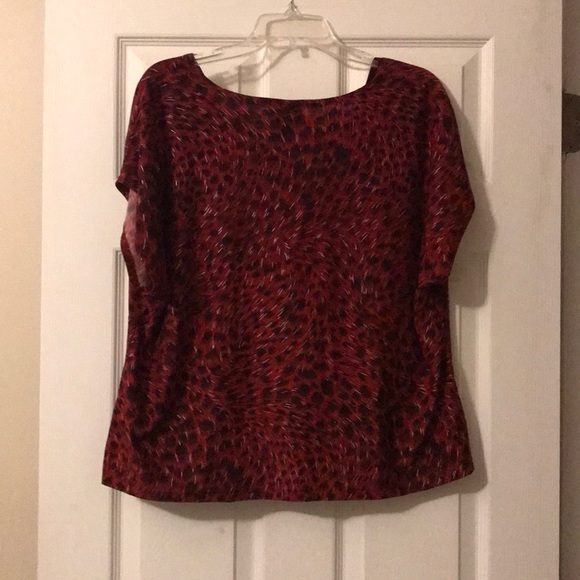 Black and Red Blouse - Picture 2 of 3